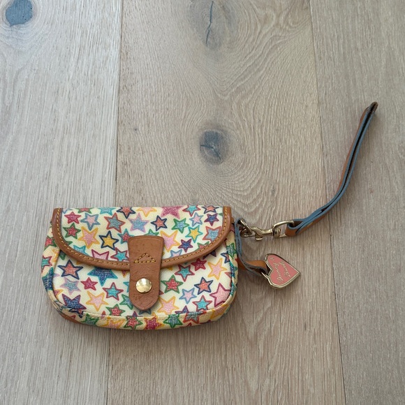 Vintage dooney & Bourke see stars Colorful Star Pattern Wristlet leather trim